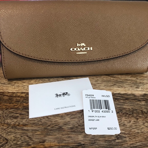 Coach Handbags - NWT! Coach Wallet